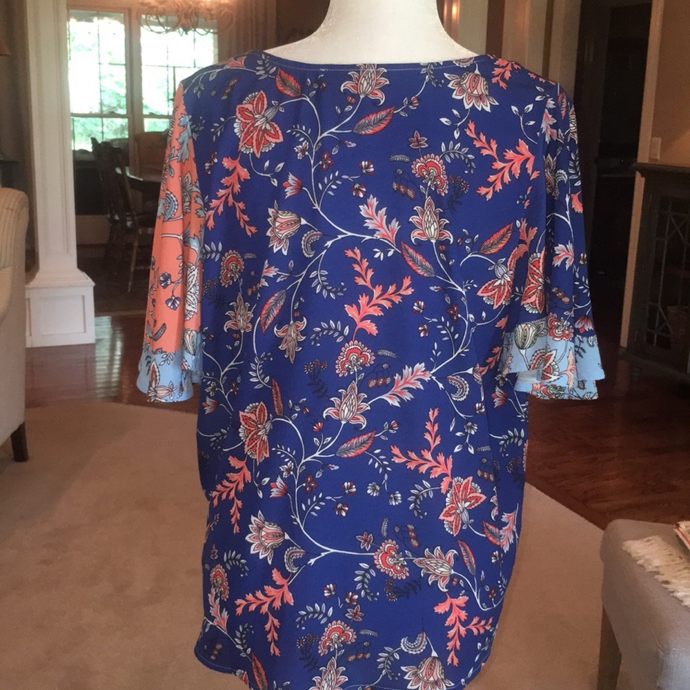 Umgee top in Size Small - Picture 6 of 12